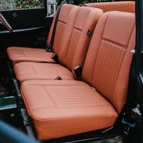 Bancos Deluxe Oxford Tan Vinyl - Series