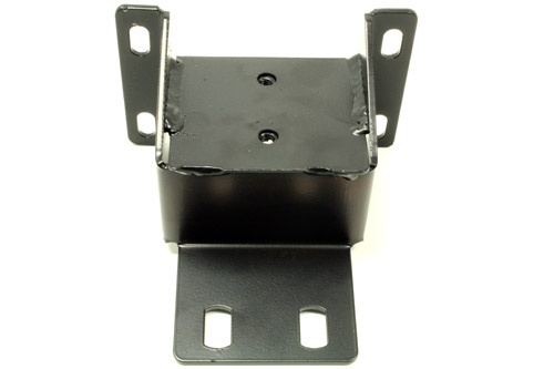 DEF110 REAR OUTRIGGER BODY MOUNT + PLATE