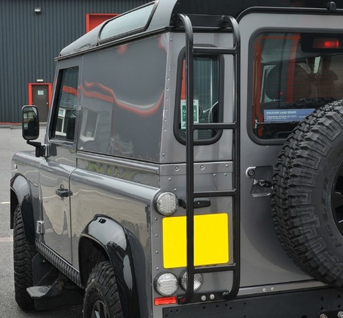 DEFENDER LADDER - REAR