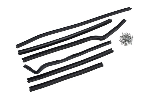 SERIES FRONT DOOR SEAL KIT LH