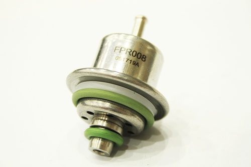 FULE PRESSURE REGULATOR