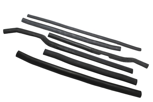 SERIES FRONT DOOR SEAL KIT RH