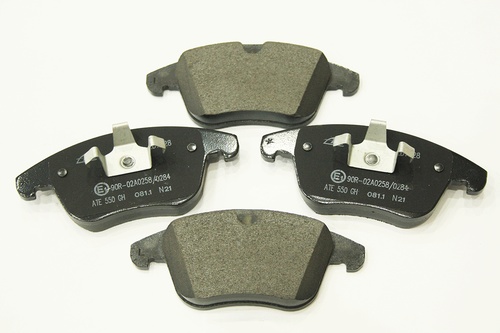 BRAKE PAD SET (CERAMIC)
